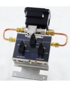 Setra Pressure Transducer, Wet to Wet, 0-25 PSID, 3-Valve Manifold, 4-20mA